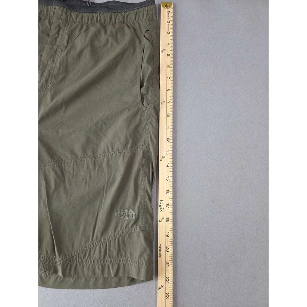 The North Face Shorts Mens Medium Green Bermuda Stretch Outdoor Hiking Utility